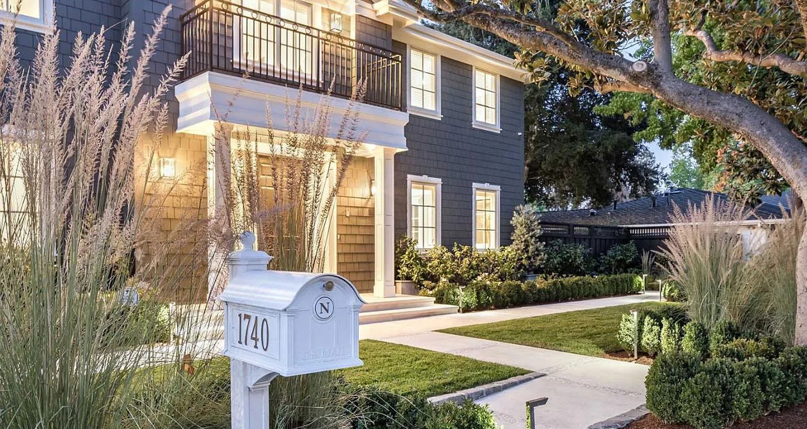 Mott Landscape | Menlo Park, California | Photo number 1