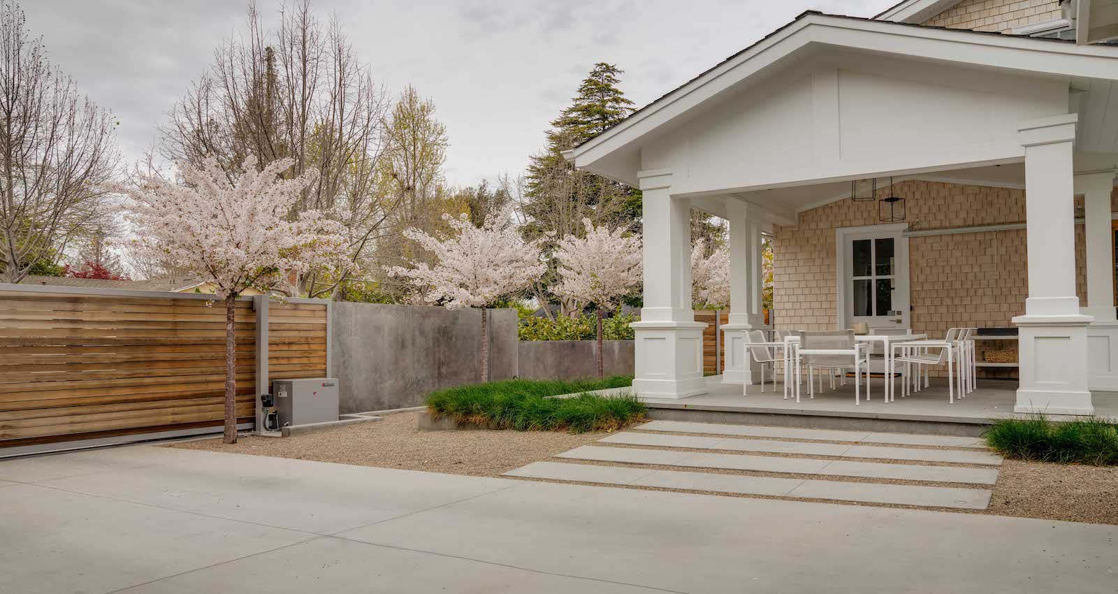 Mott Landscape | Old Palo Alto, California | Photo number 0